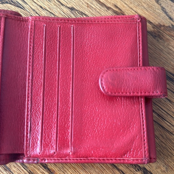 CHANEL CAMELLIA RED WALLET. EUC Rare color w/COA Host pick - Picture 6 of 8